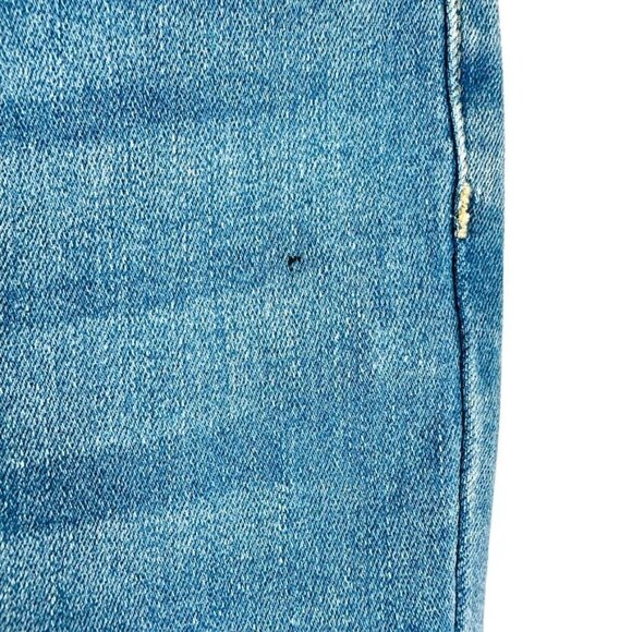 High-Waisted Light Blue Flare Jeans With Tie Belt Women Size 6 - Picture 7 of 9